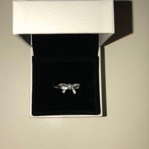 Pandora Ring & box